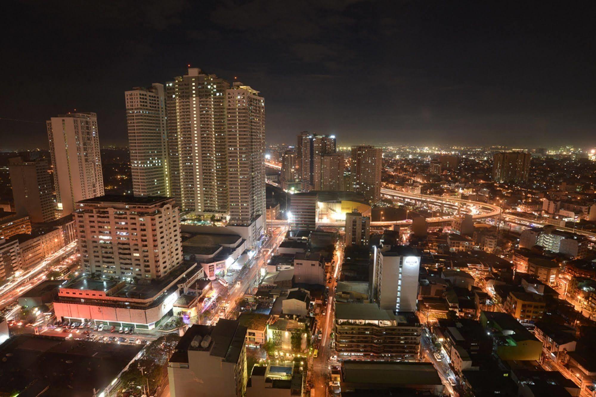 Amax Inn Makati Manila Exterior photo